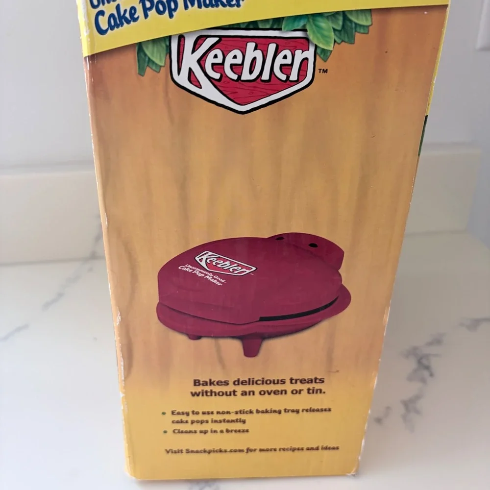 Keebler Uncommonly Good Cake Pop Maker Red Smart Planet CPM-1K Non-Stick Baking